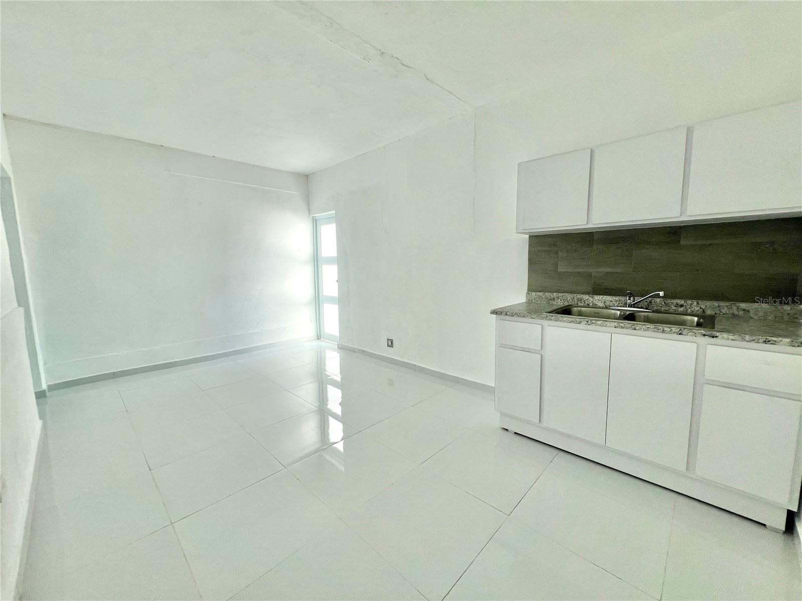 7 Jr Property Photo 9
