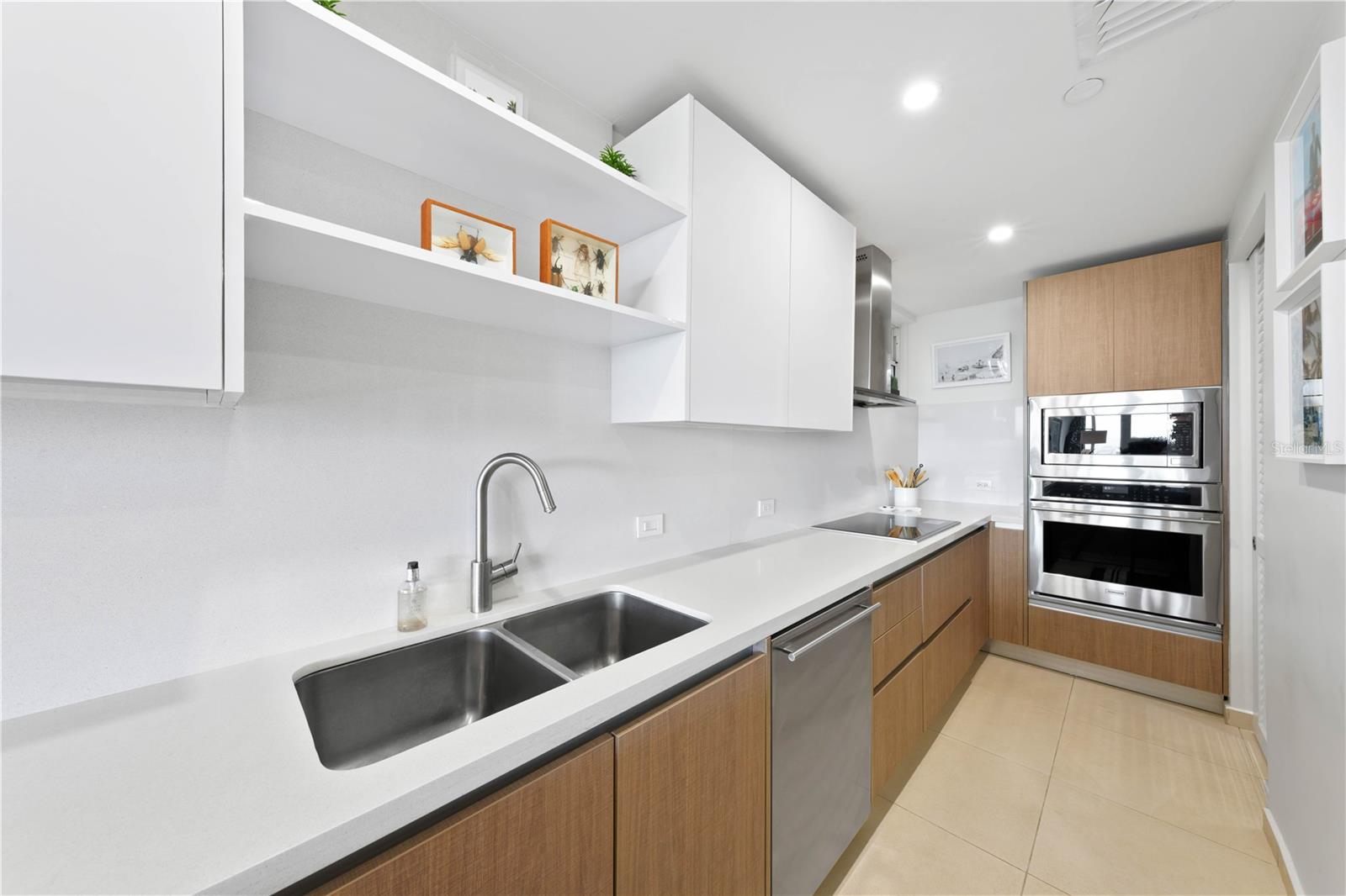 25 Munoz Rivera Ave #812 Property Photo 7