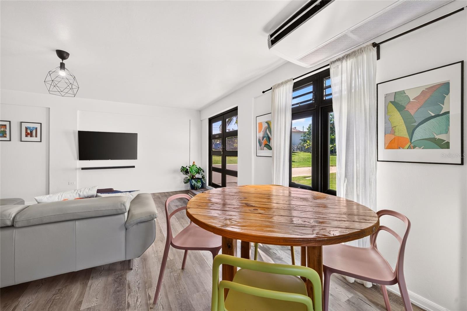 83 Calle Begonia, Urb. Manuel Corchado Property Photo 12