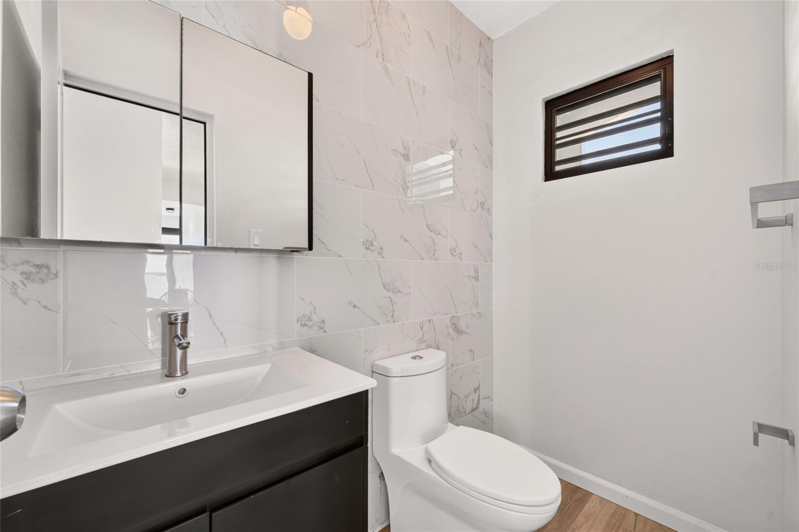 83 Calle Begonia, Urb. Manuel Corchado Property Photo 28
