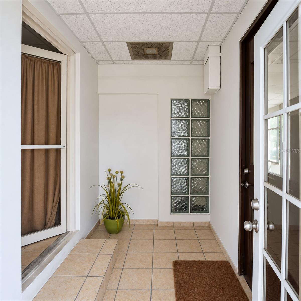 46 Carazo St Property Photo 8