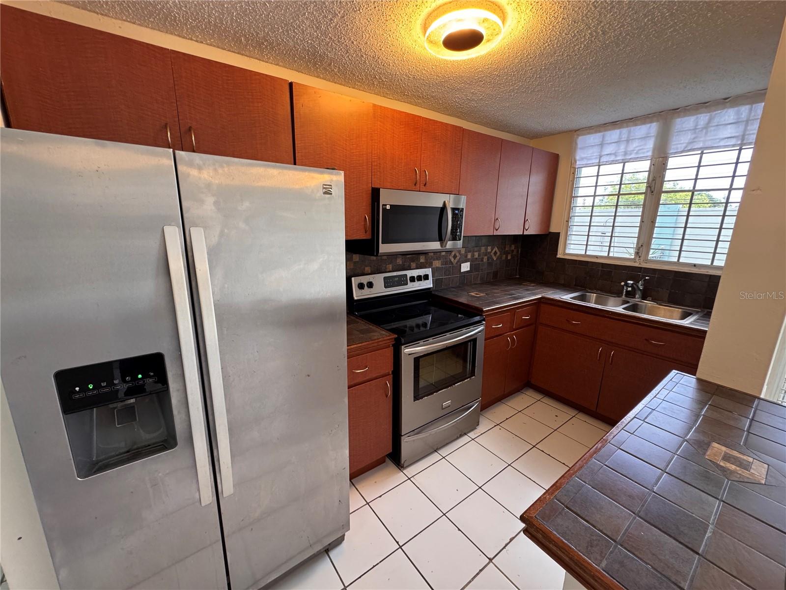 PR9124688 Property Photo 2