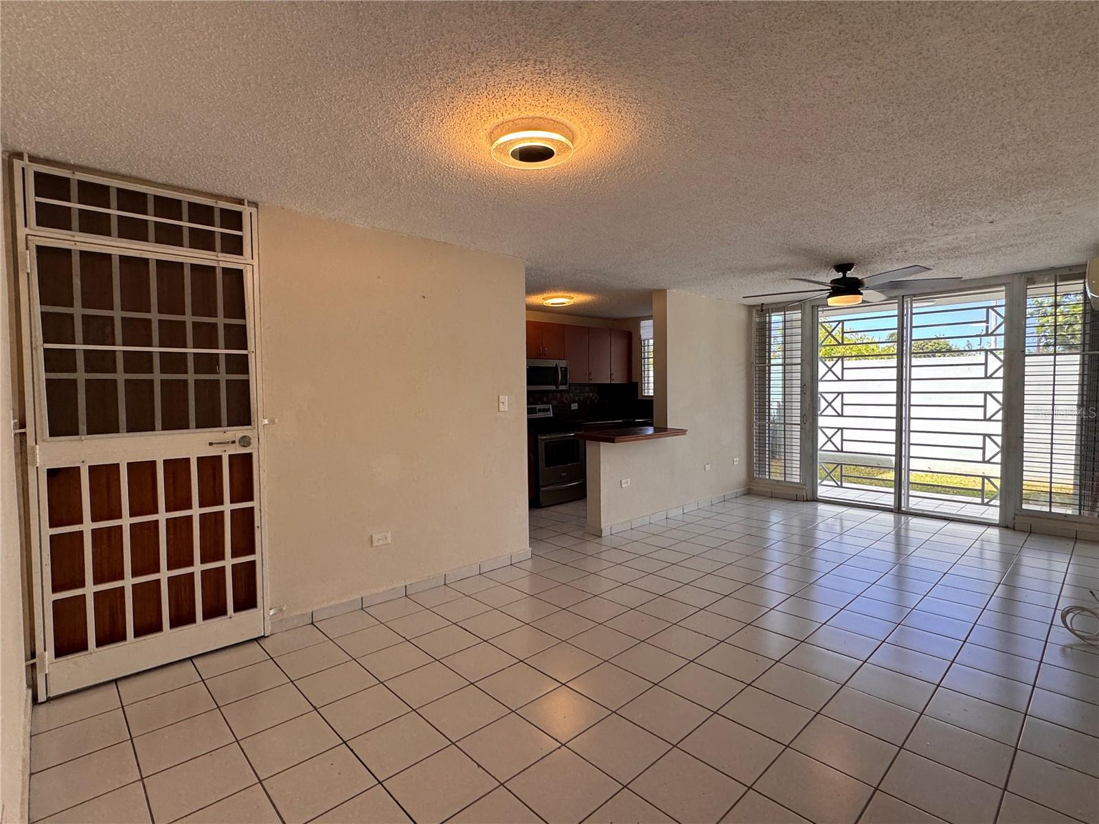 PR9124688 Property Photo 3