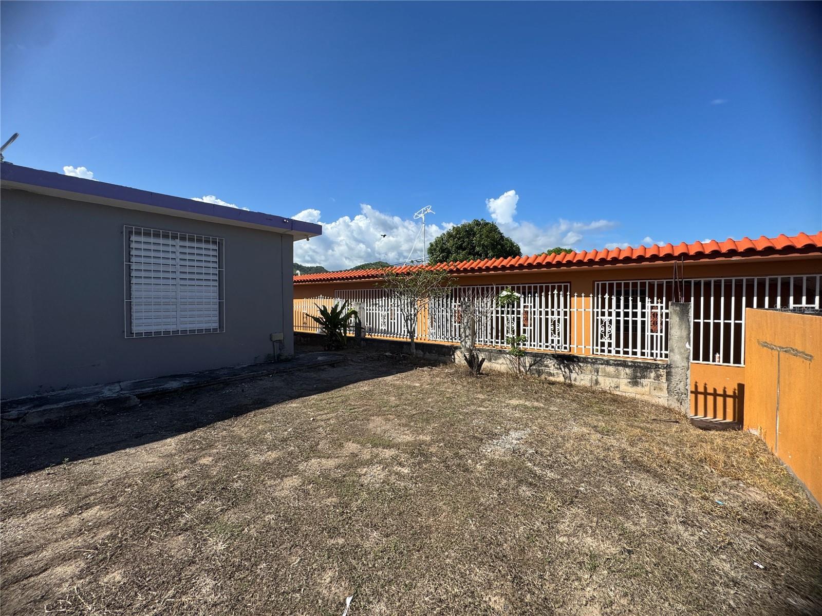 Pr 371 Urb Villa Real Property Photo 9