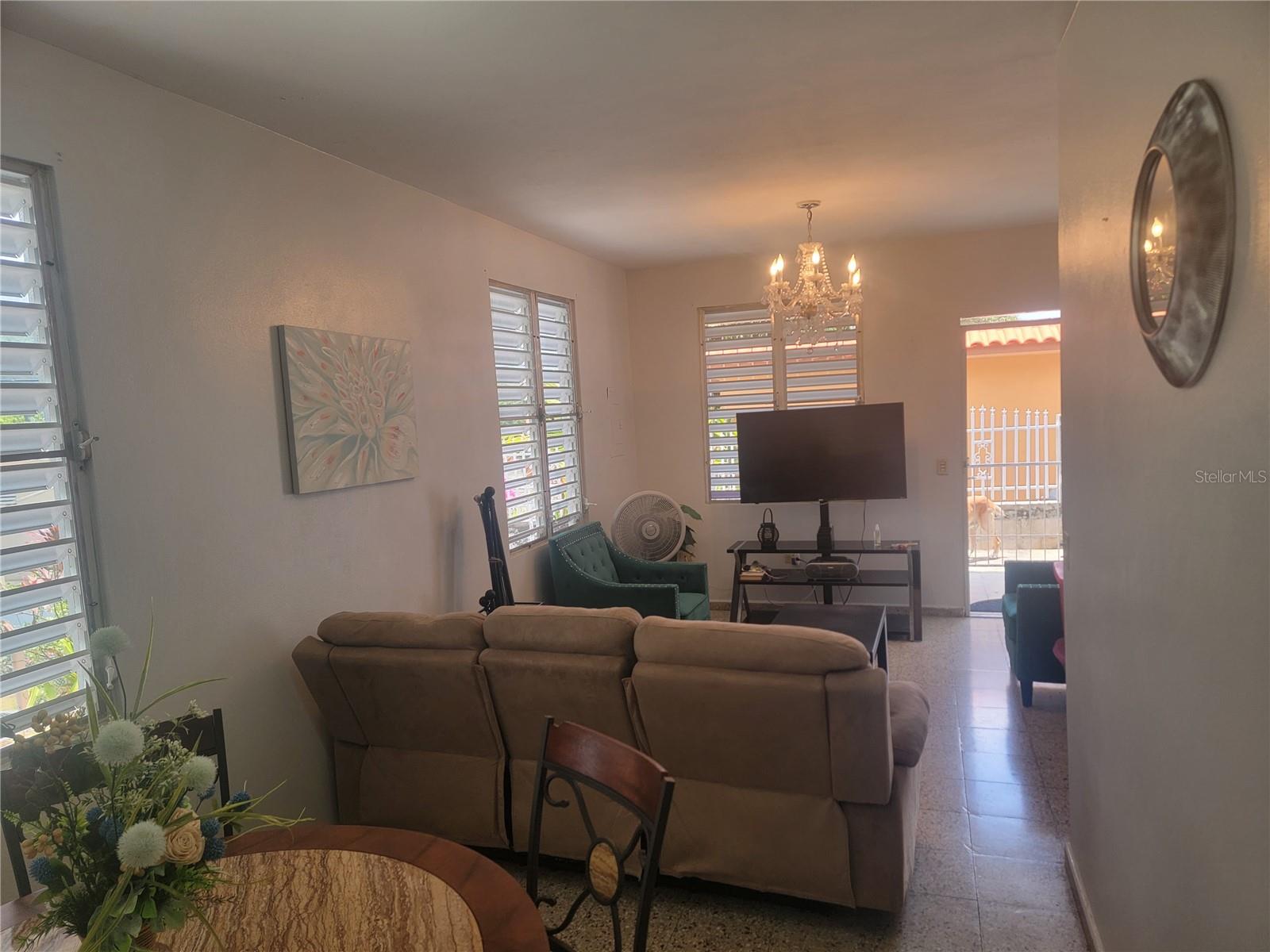 Pr 371 Urb Villa Real Property Photo 16