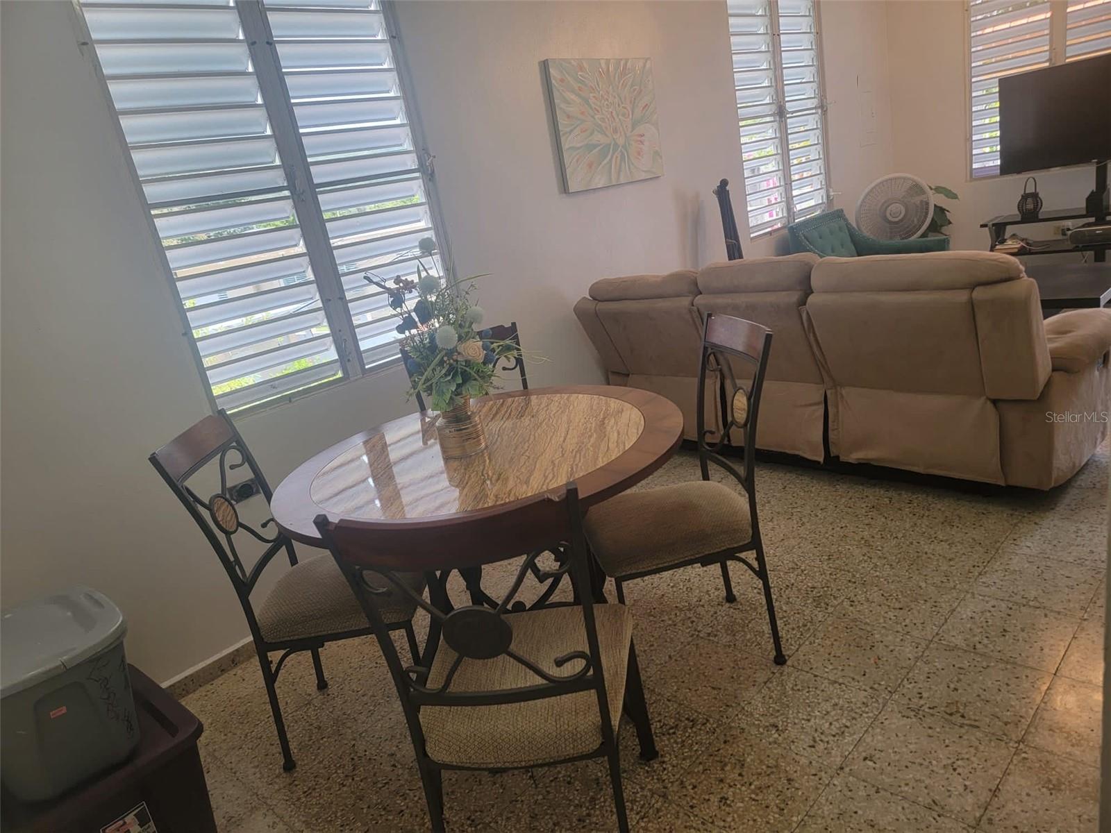 Pr 371 Urb Villa Real Property Photo 17
