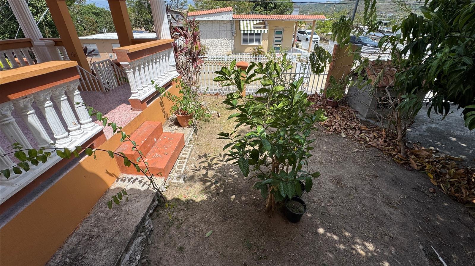 Pr 371 Urb Villa Real Property Photo 13