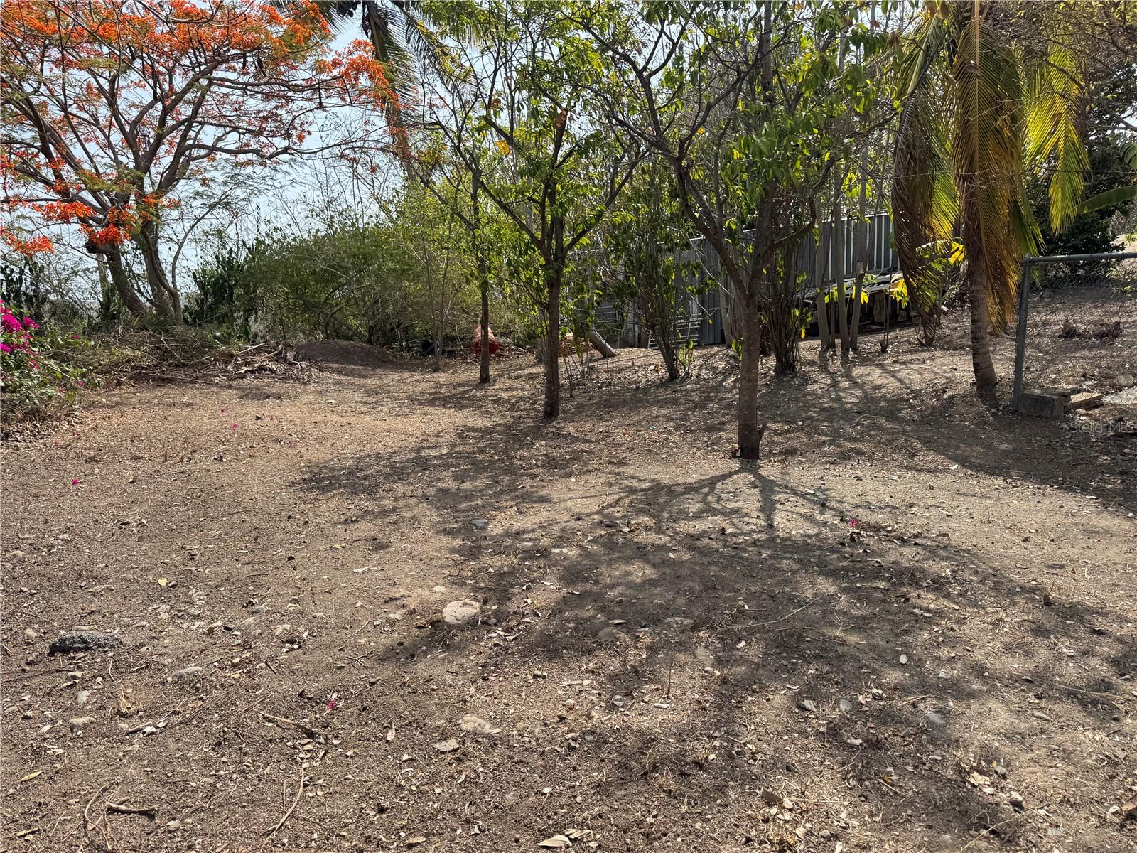Pr 371 Urb Villa Real Property Photo 52