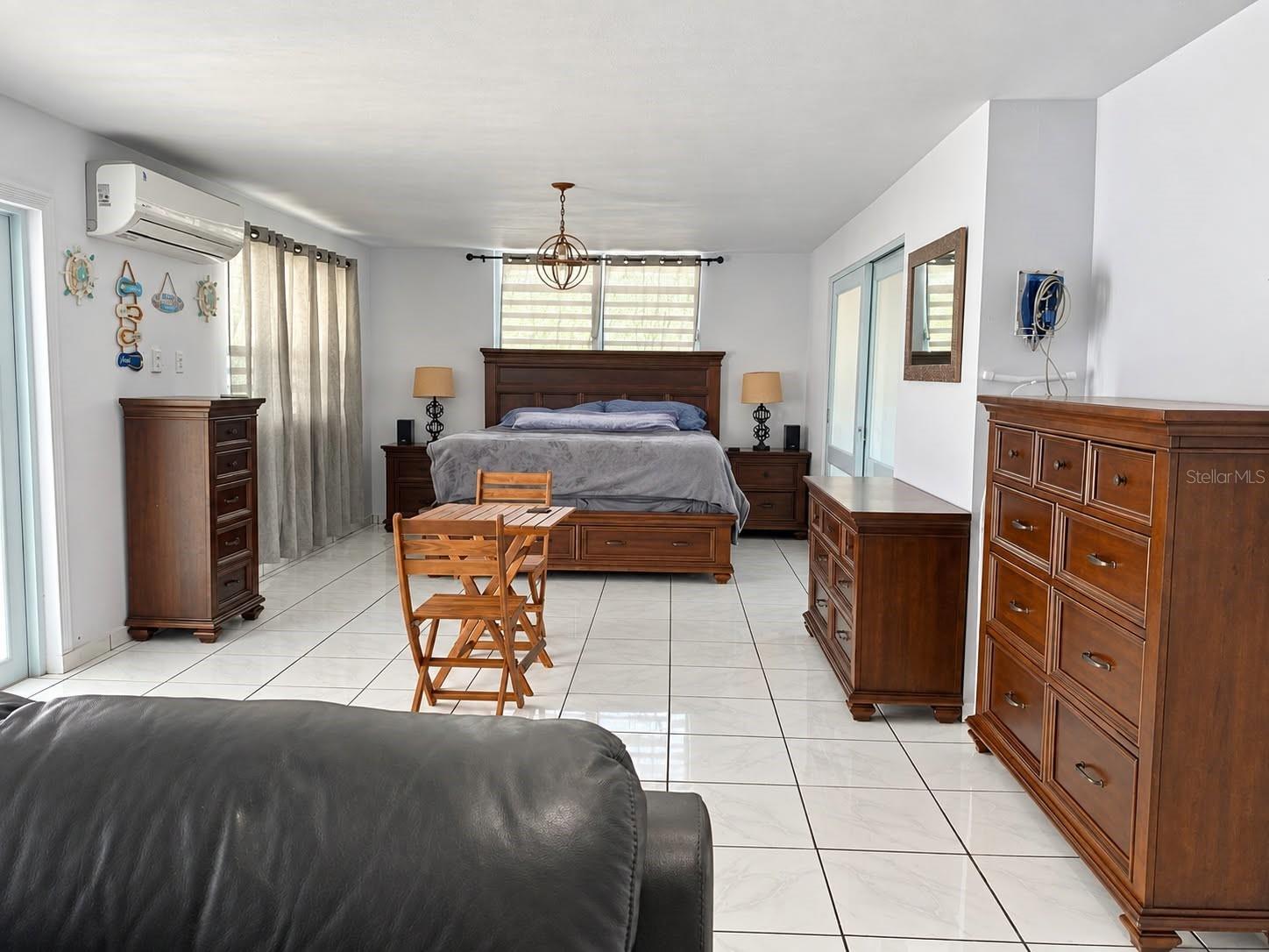 35 Villa Carolina Property Photo 6