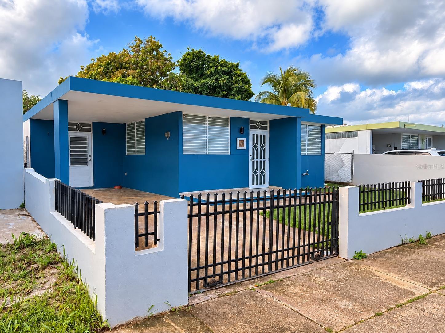 Calle 12 Urb Monte Brisas V 5k Casa 41 Property Photo 1