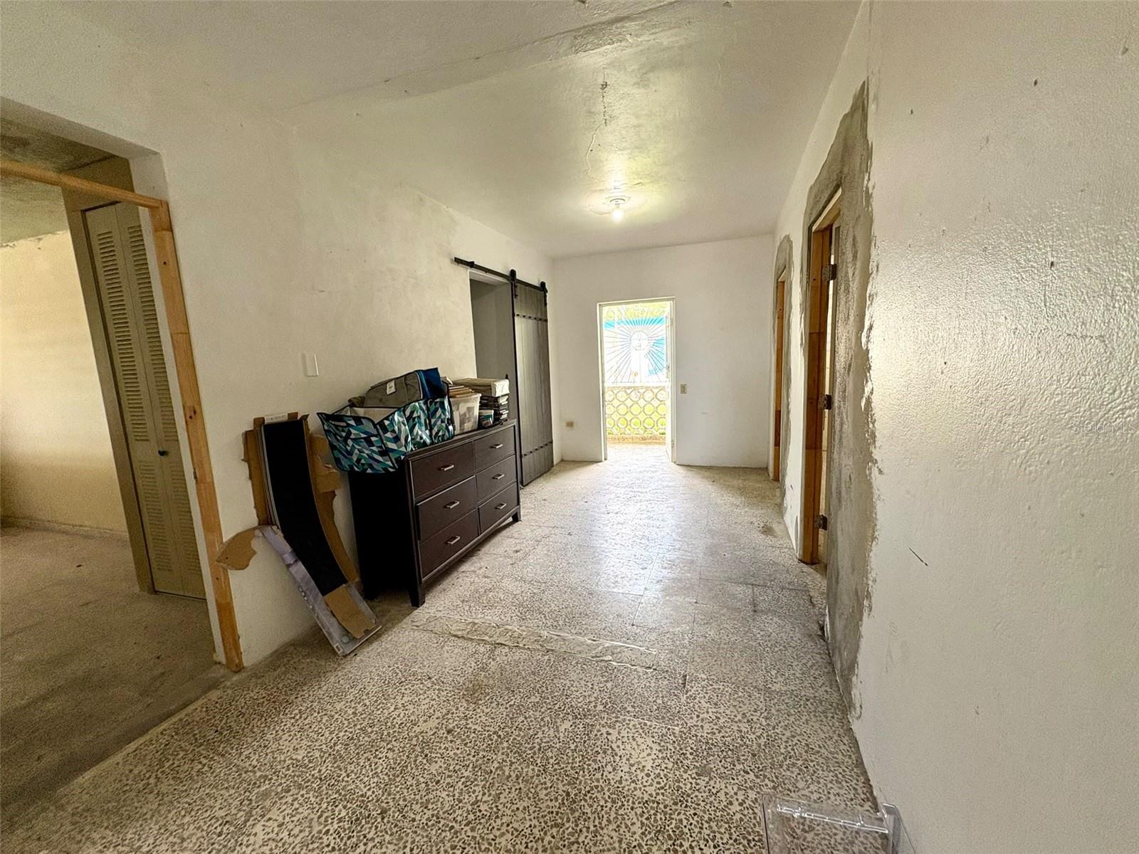 933 Paganini Property Photo 4