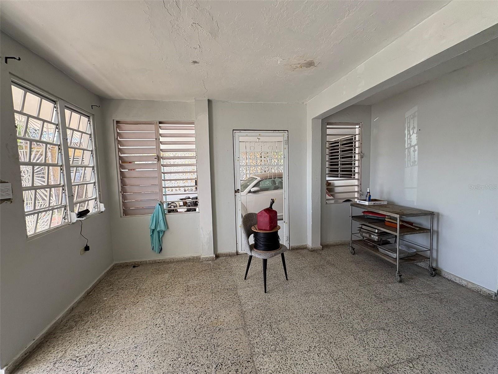933 Paganini Property Photo 9