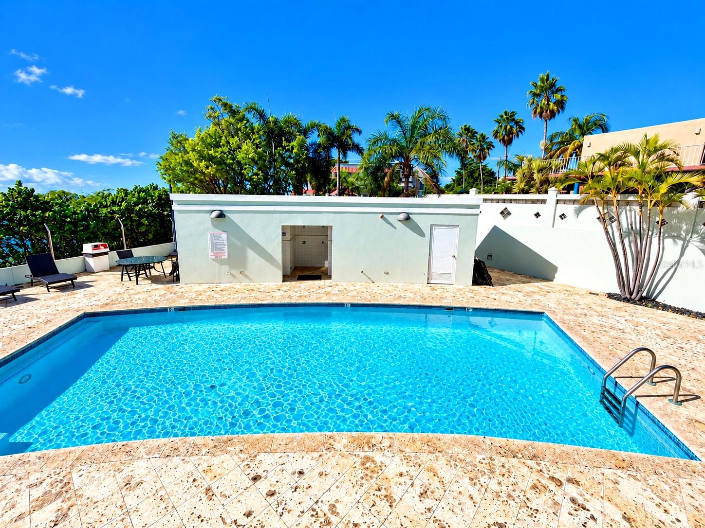 . Cond. Torre De Playa Santa #406 Property Photo 3
