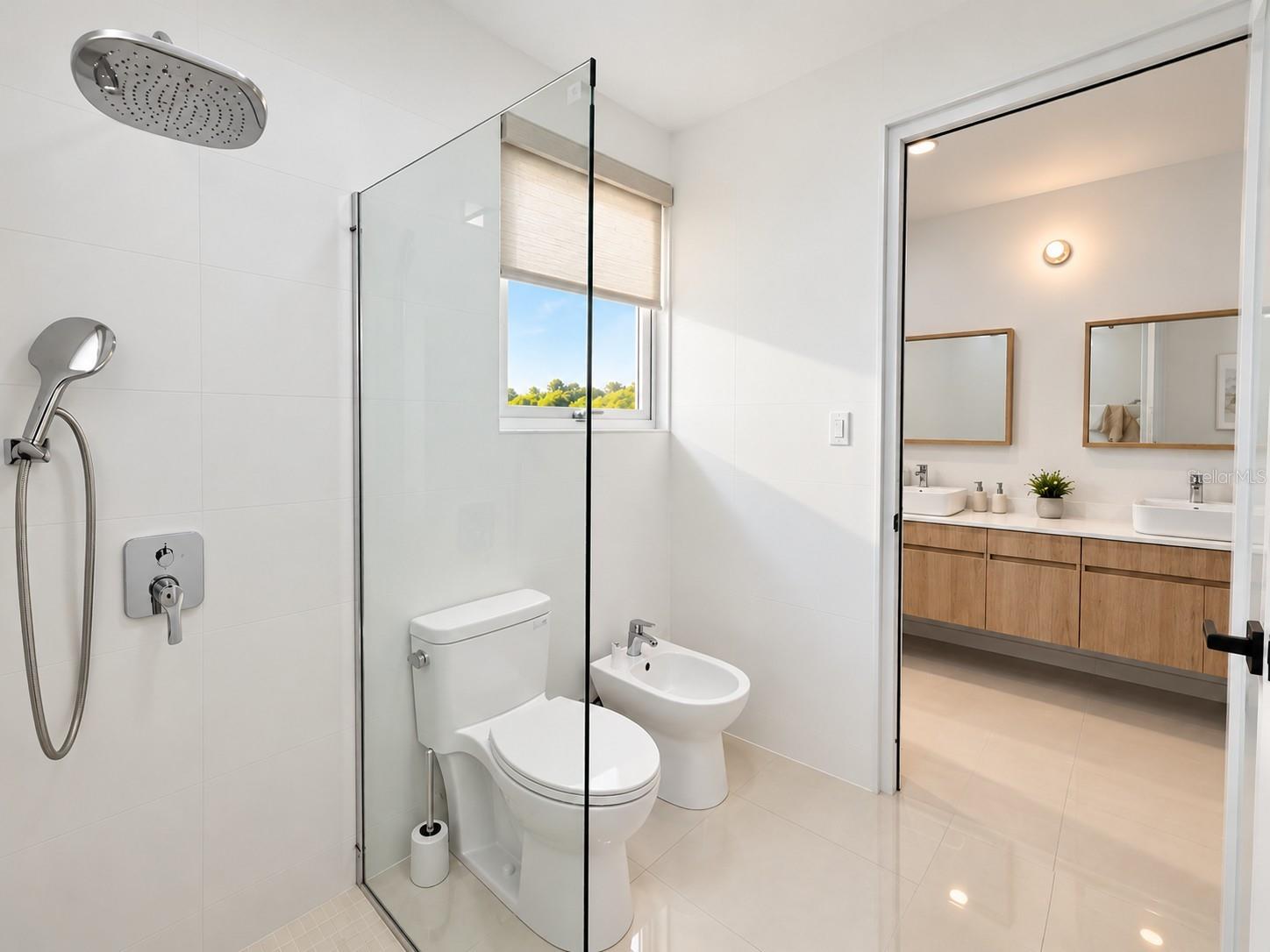 10 10 #ph Property Photo 15