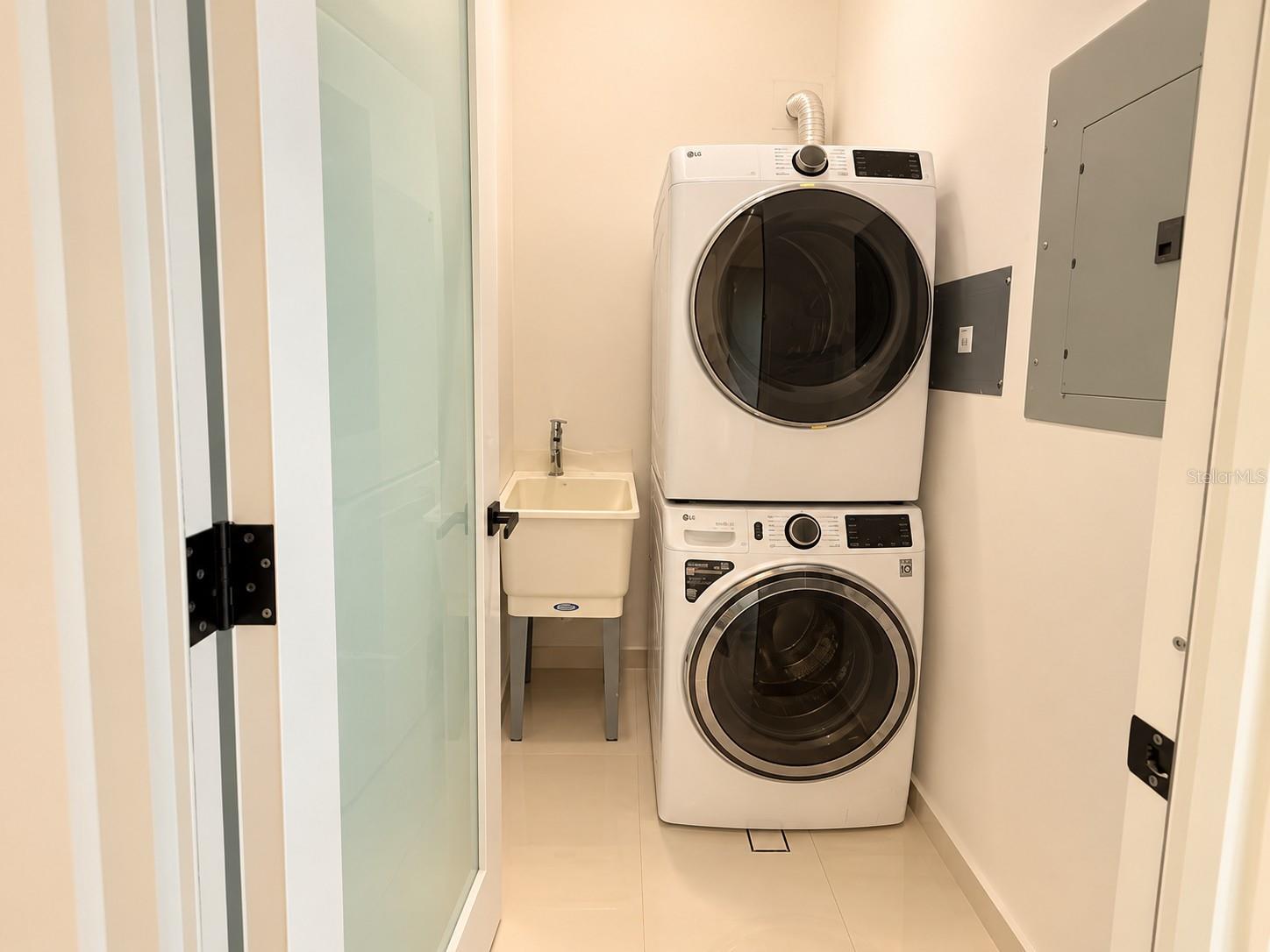 10 10 #ph Property Photo 21