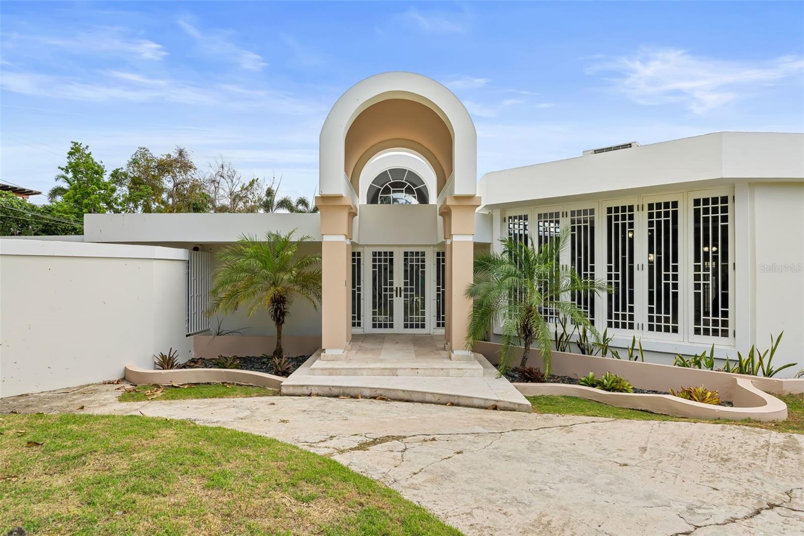1802 Santa Marta Property Photo