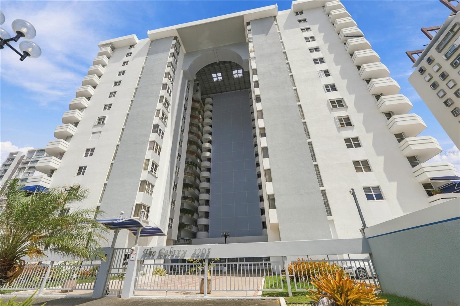 3205 ISLA VERDE AVE #707 Property Photo 1