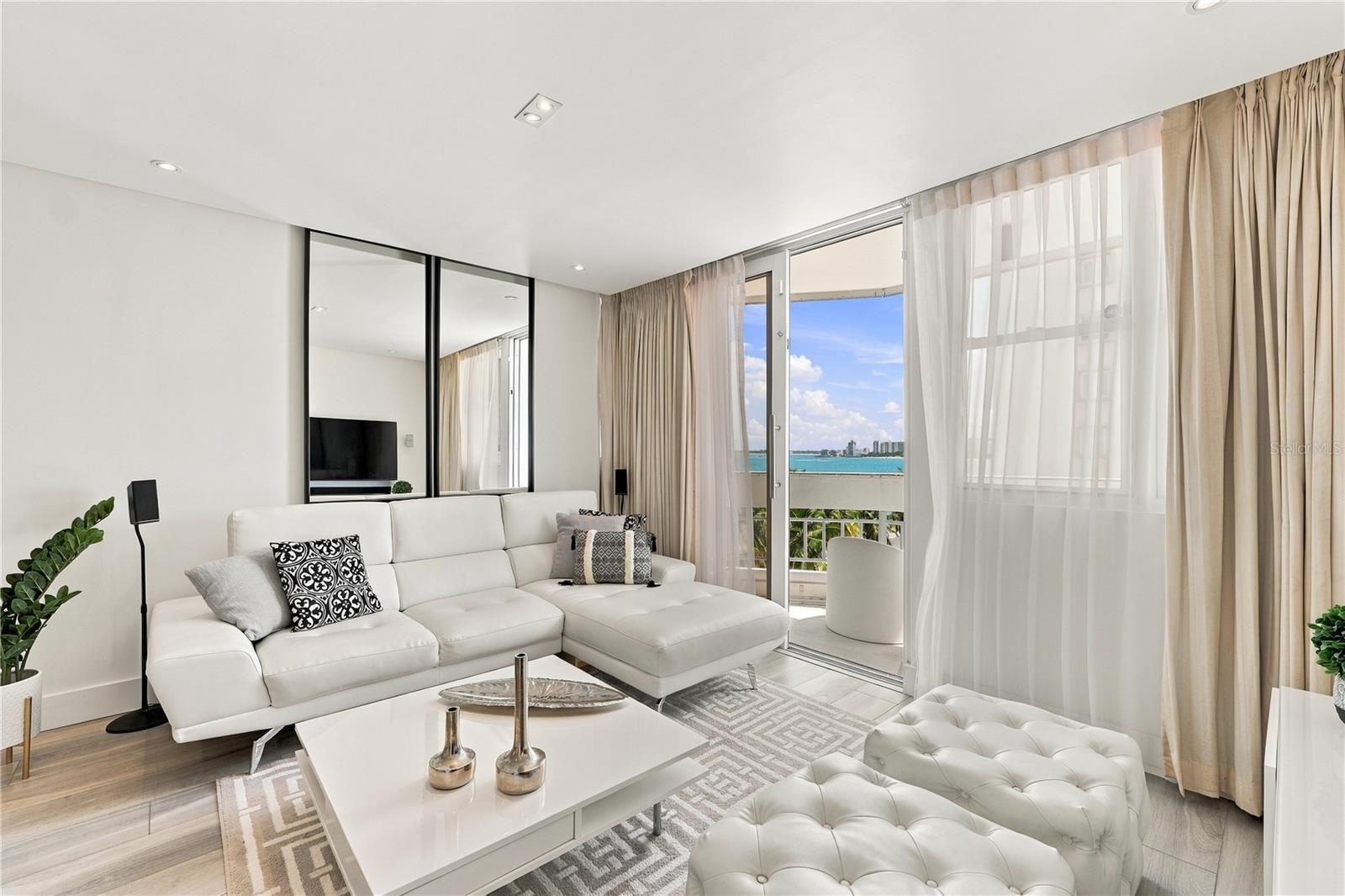 3205 Isla Verde Ave #707 Property Photo 2