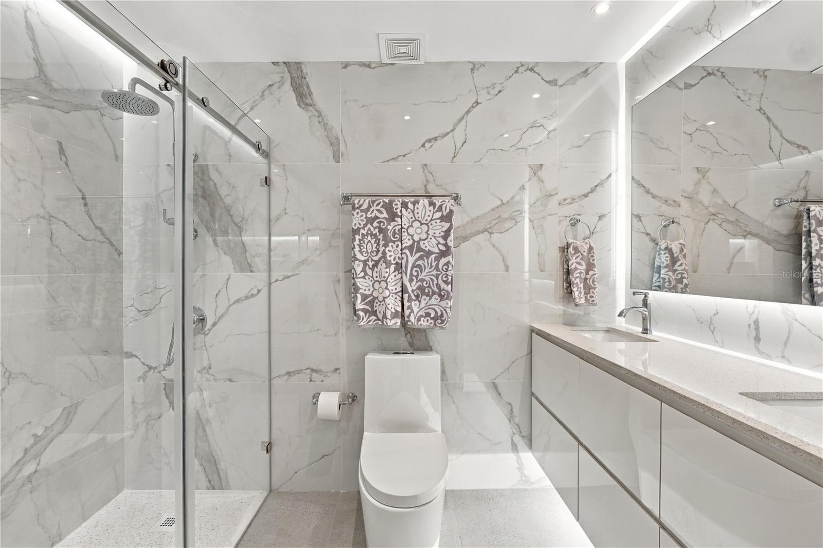 3205 Isla Verde Ave #707 Property Photo 12