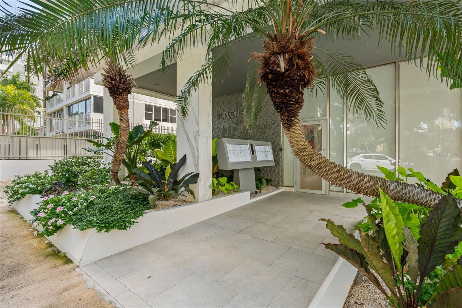 1300 LUCHETTI #8 Property Photo 1