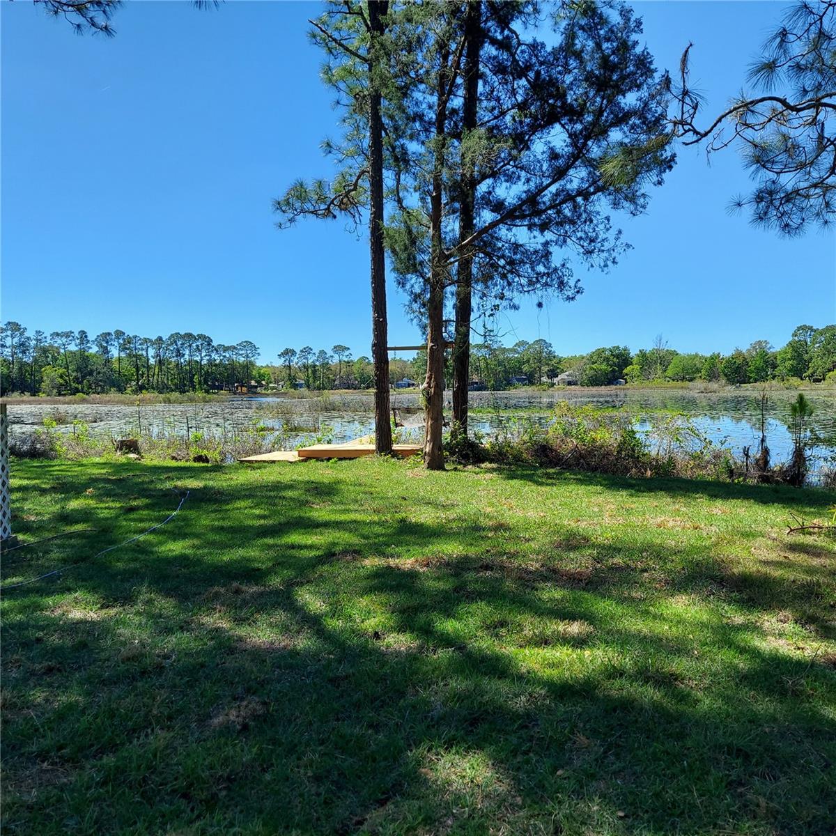 2449 E Lake Drive Property Photo 3