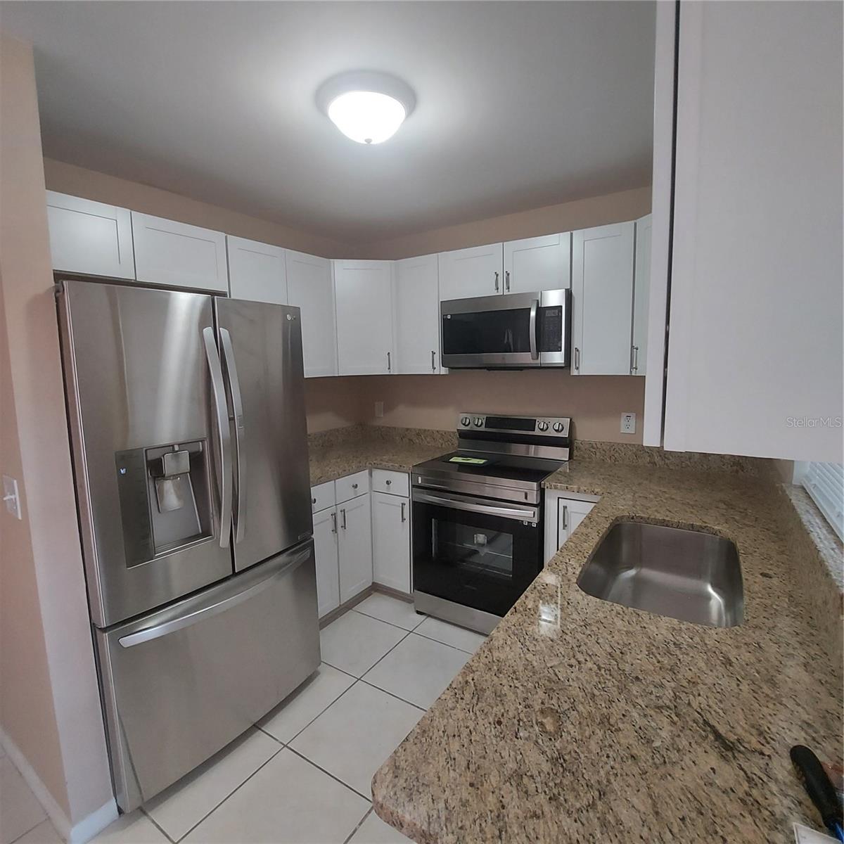 2449 E Lake Drive Property Photo 14
