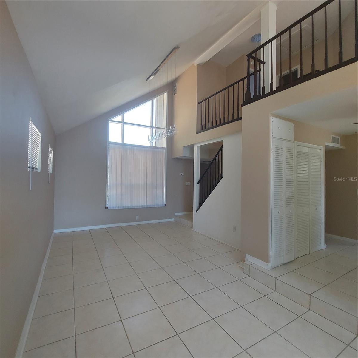 2449 E Lake Drive Property Photo 17