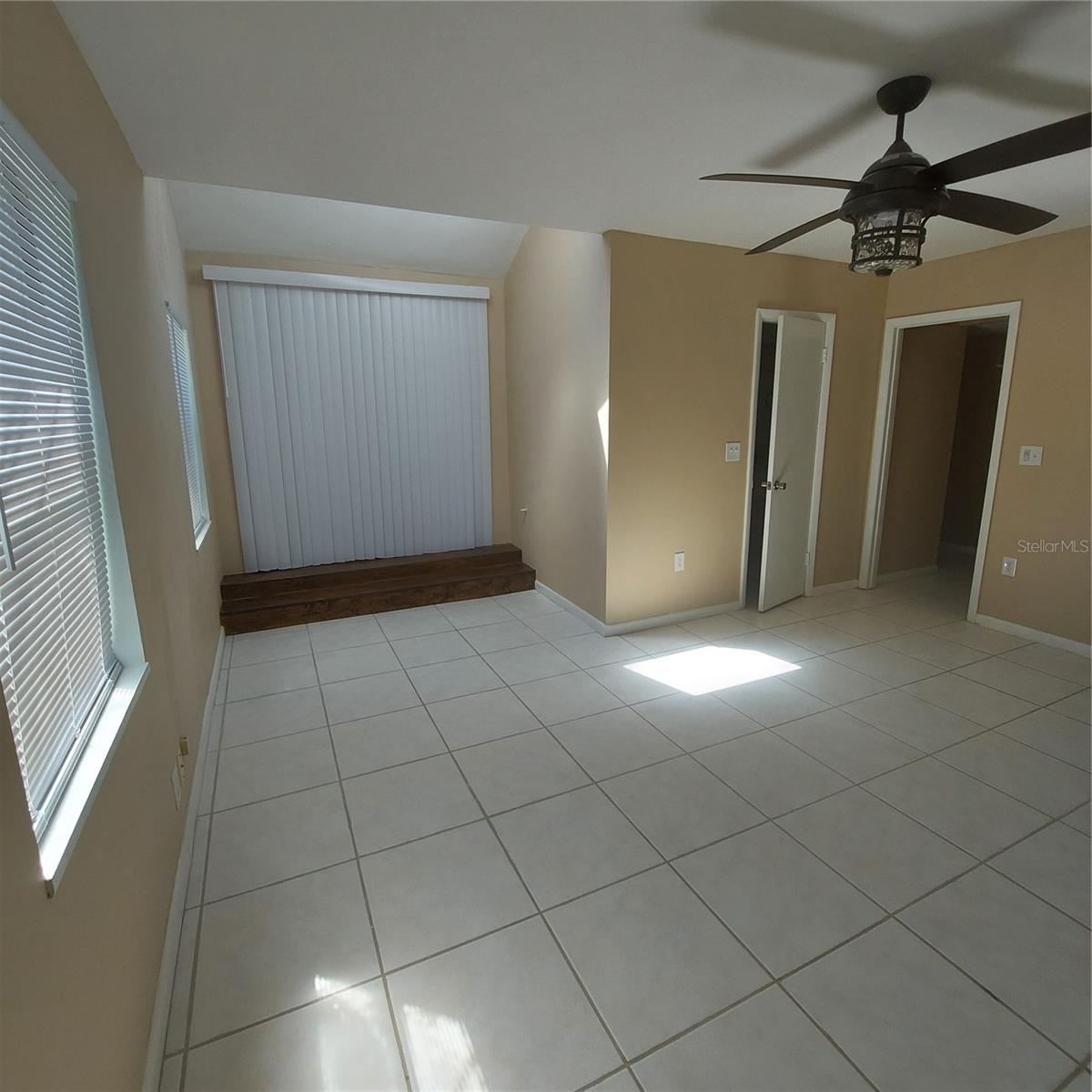 2449 E Lake Drive Property Photo 25