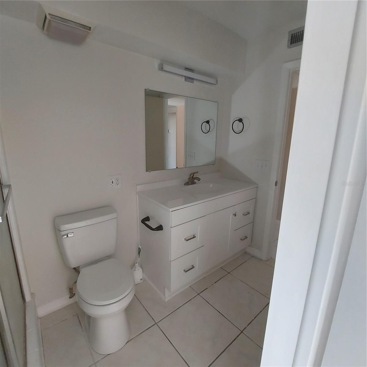 2449 E Lake Drive Property Photo 26