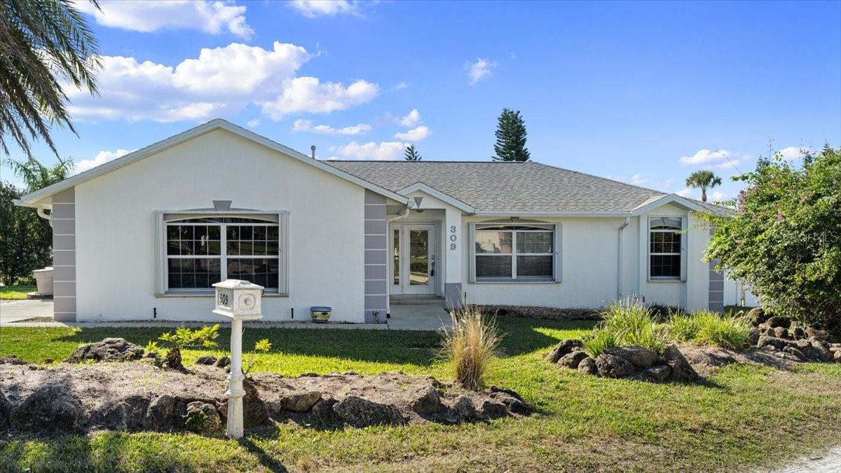 309 Hillsboro Street Property Photo 1