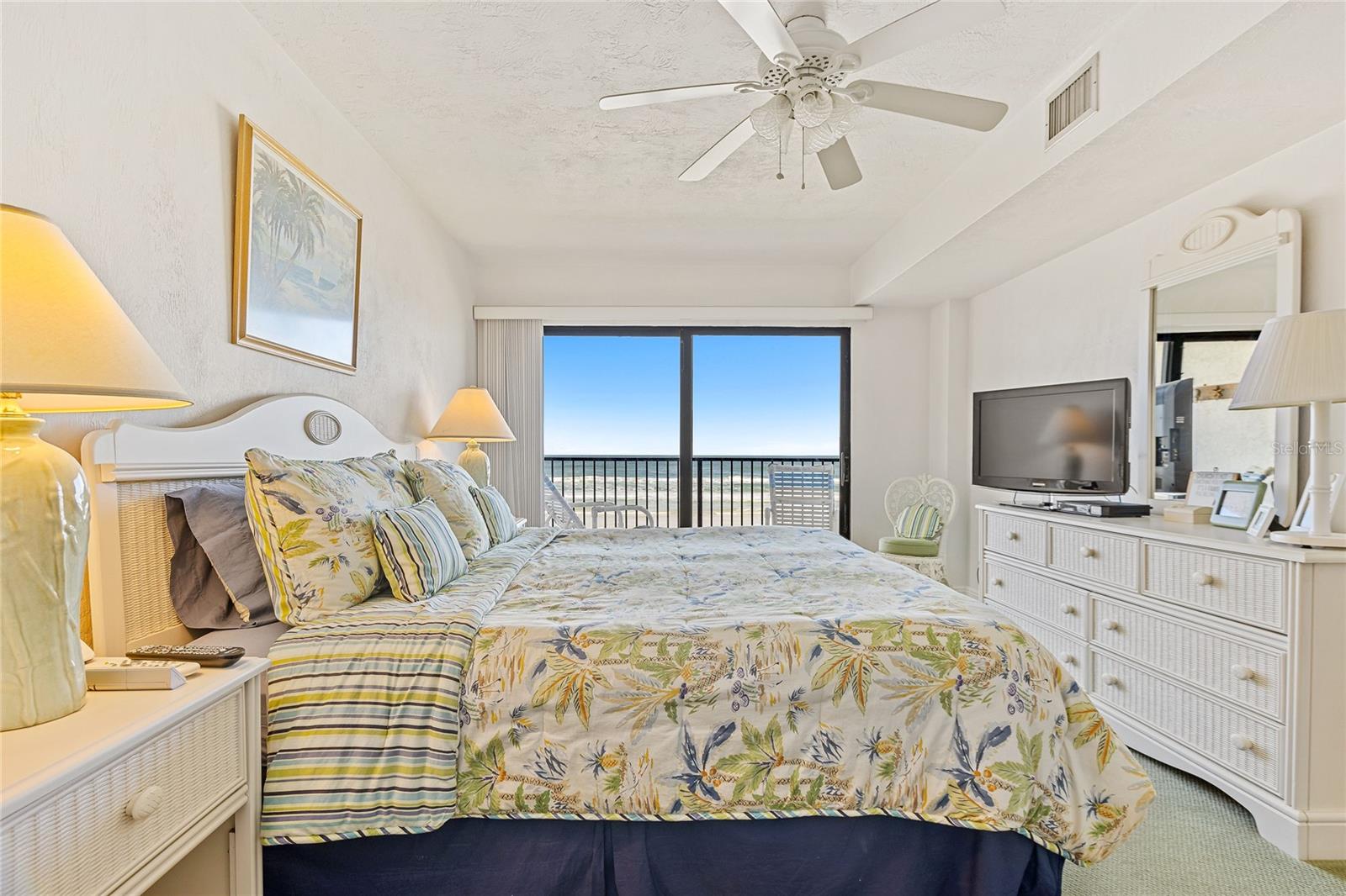 3001 S Atlantic Avenue #402 Property Photo 11