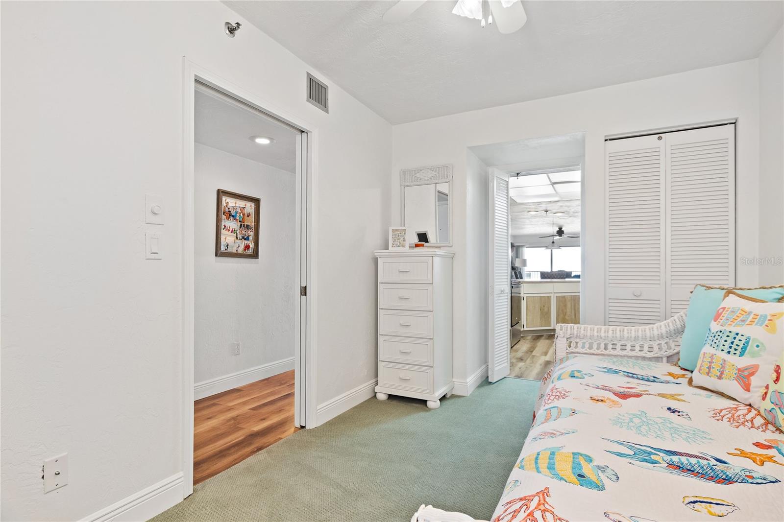 3001 S Atlantic Avenue #402 Property Photo 20