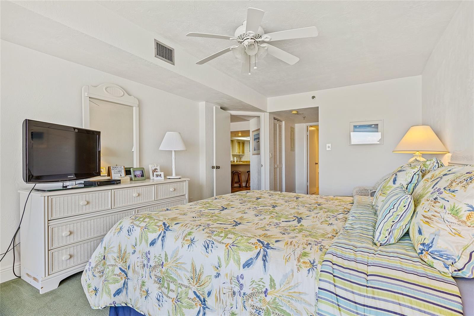 3001 S Atlantic Avenue #402 Property Photo 25