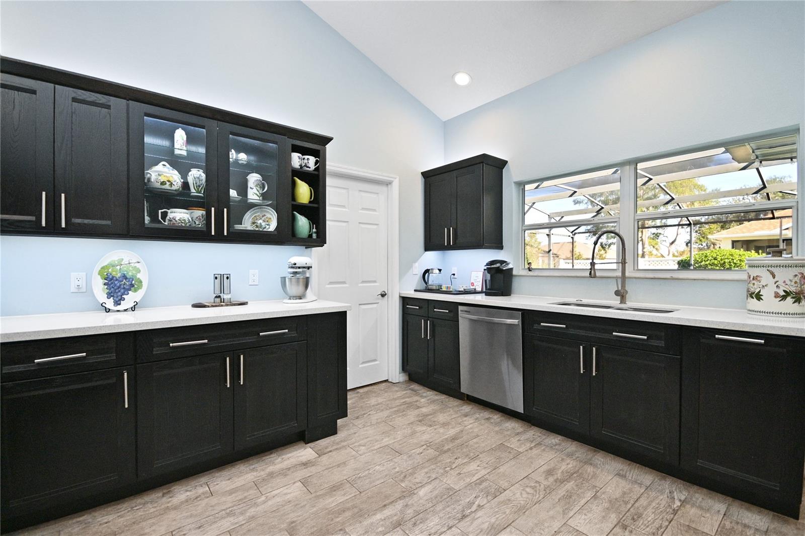 2683 Gingerwood Drive Property Photo 13