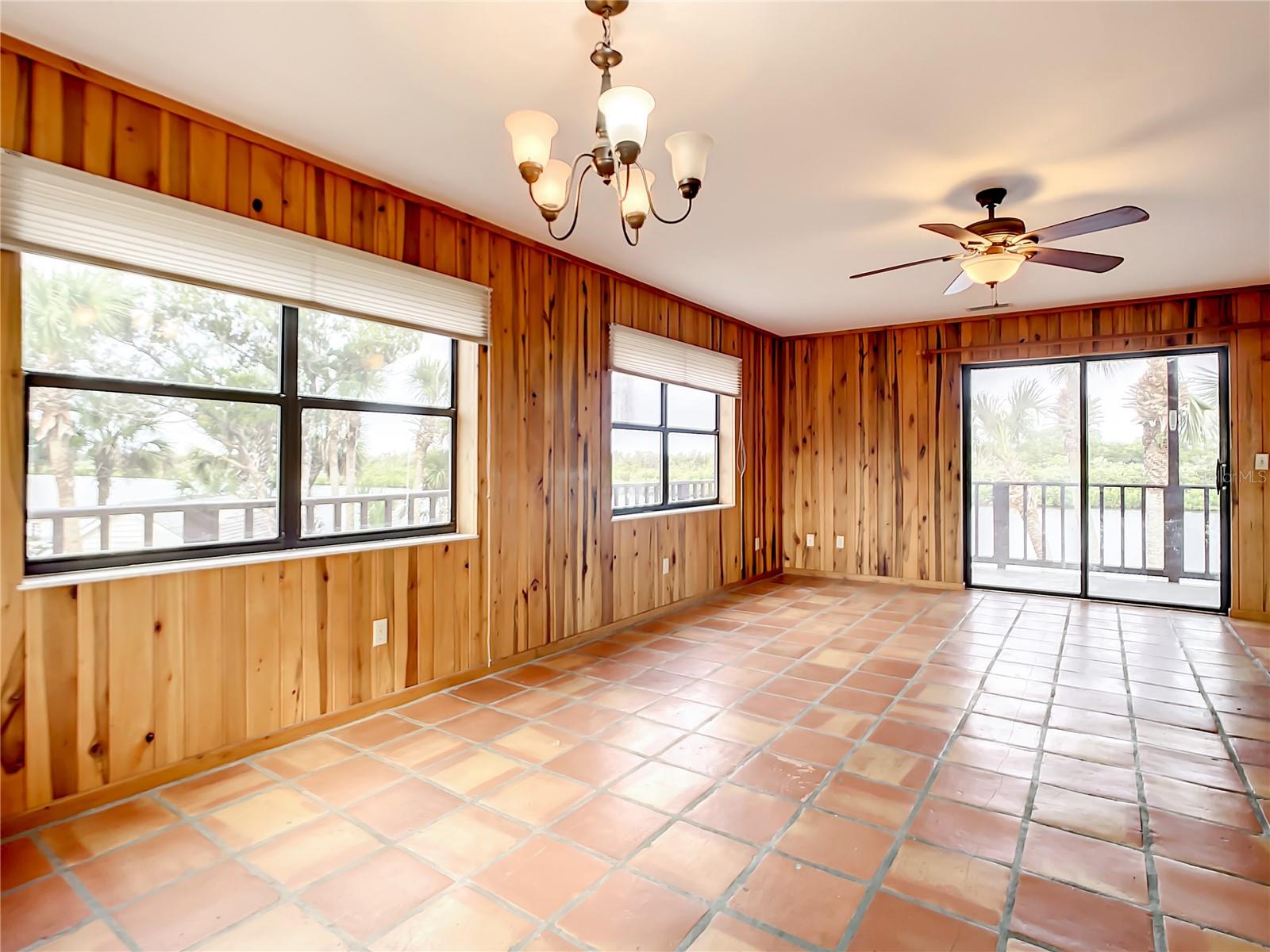 195 Lewis Street Property Photo 7