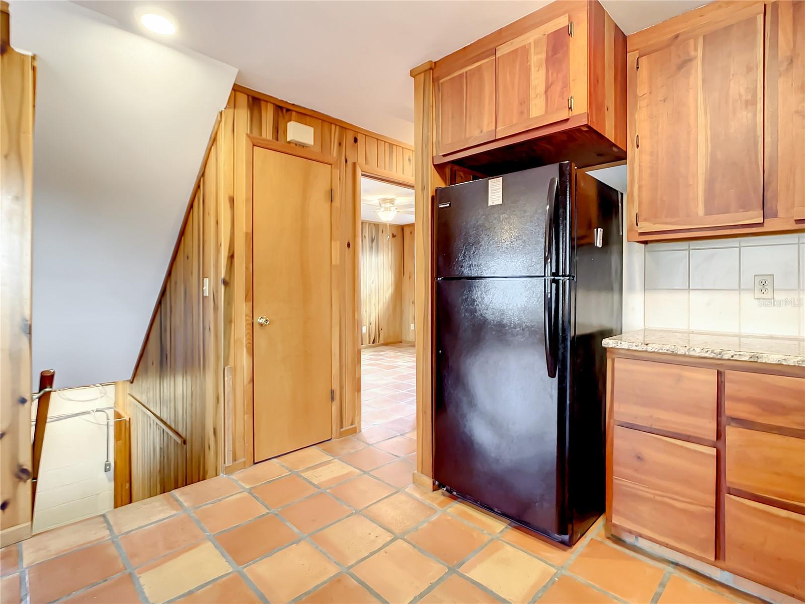 195 Lewis Street Property Photo 8
