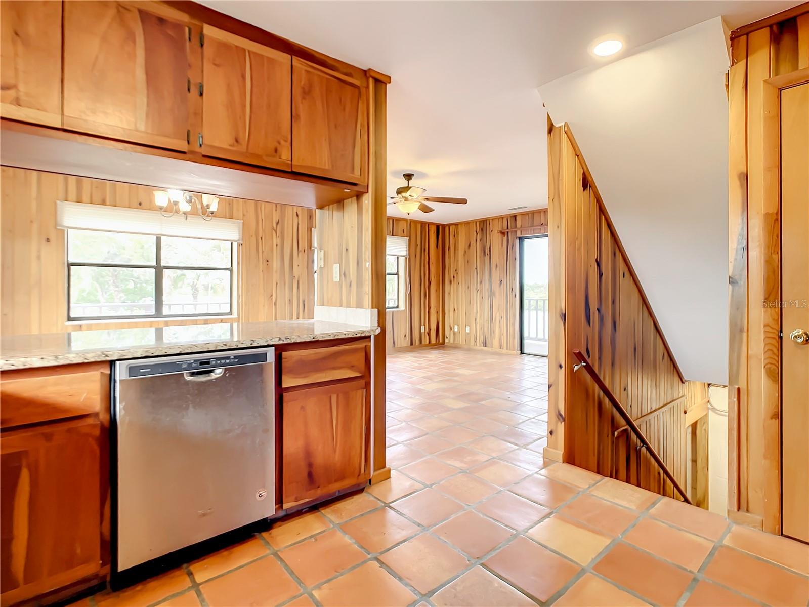 195 Lewis Street Property Photo 9