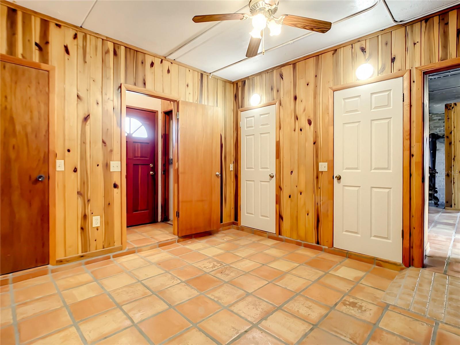 195 Lewis Street Property Photo 13
