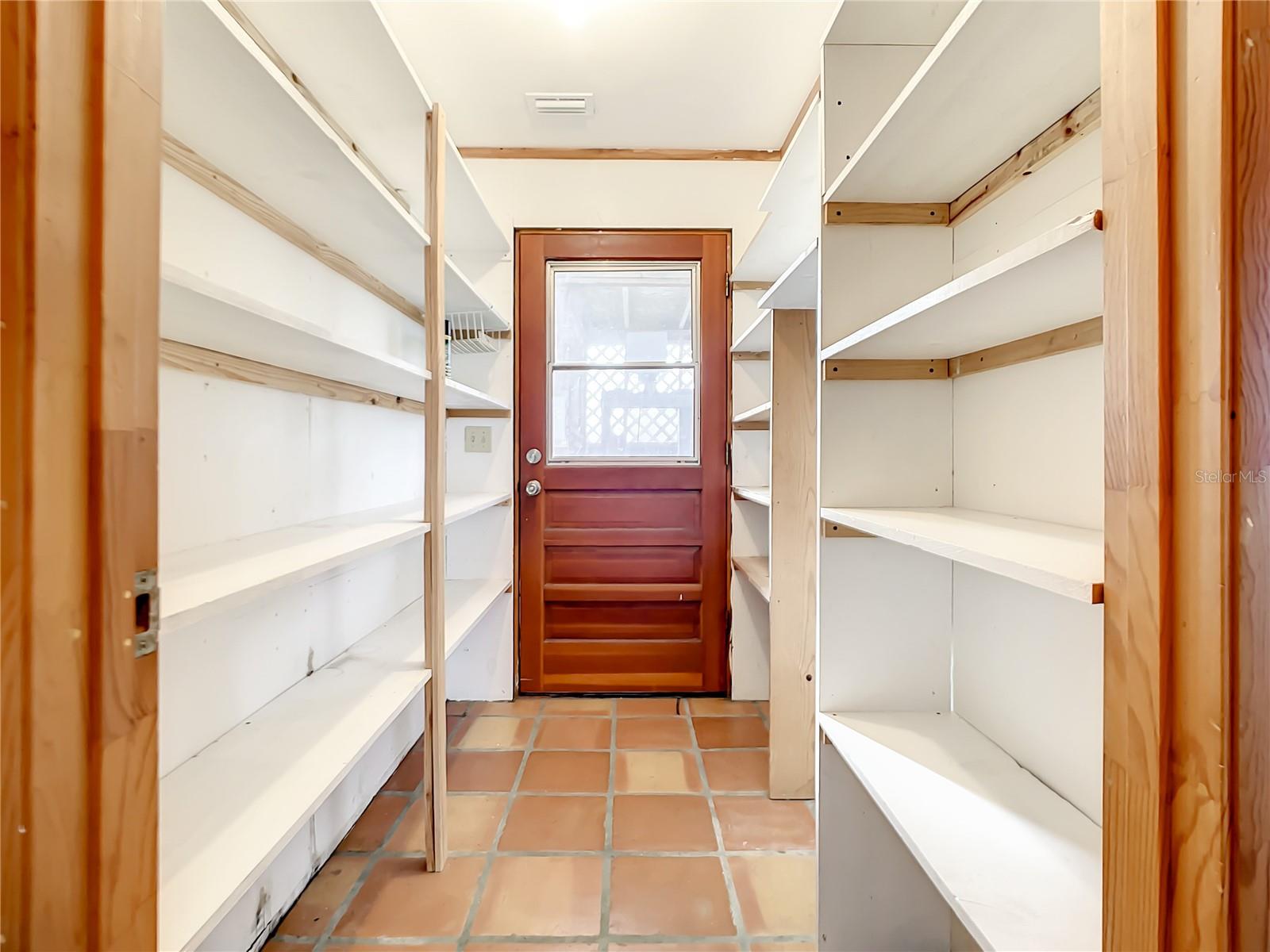 195 Lewis Street Property Photo 16