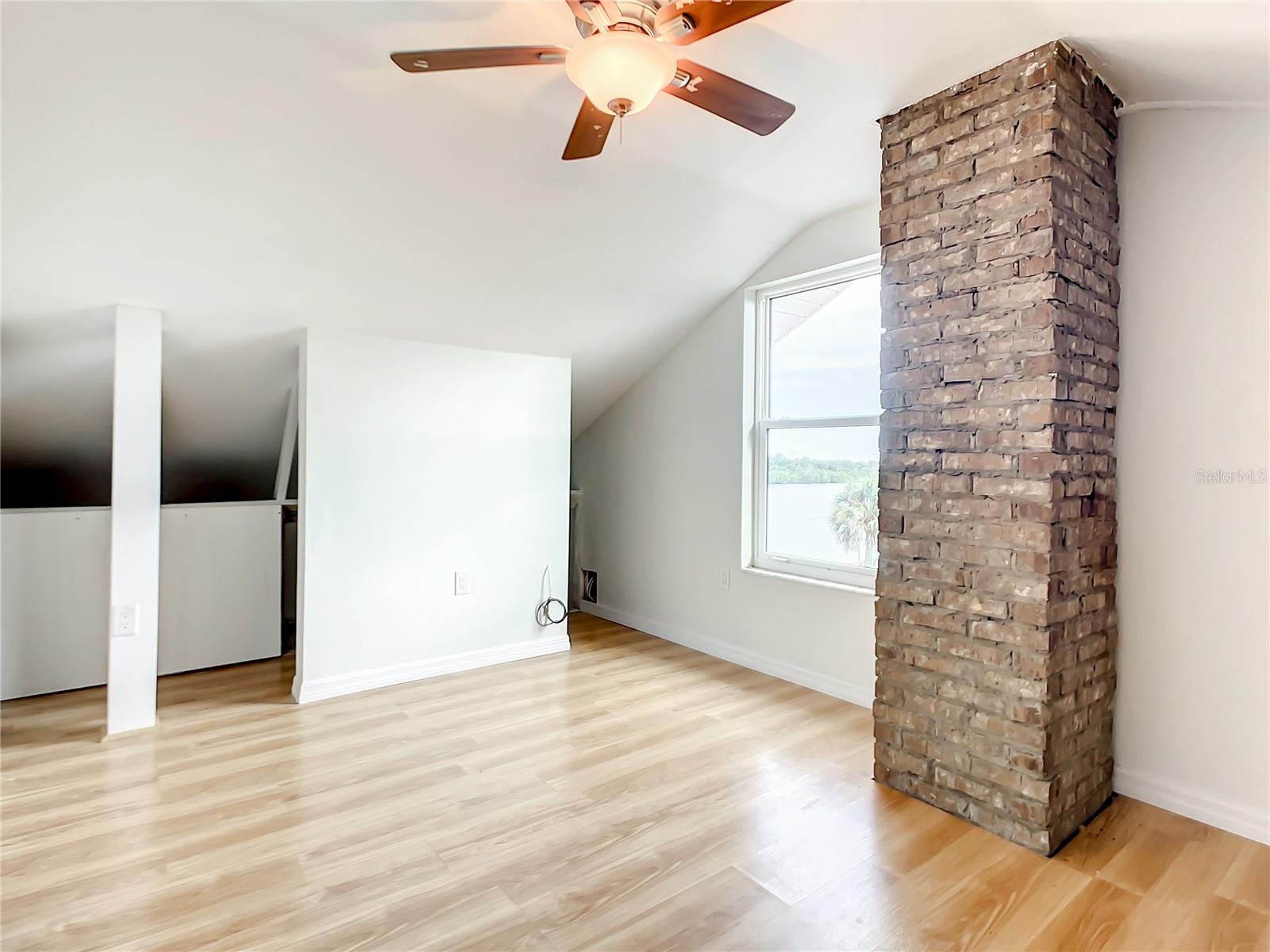 195 Lewis Street Property Photo 17