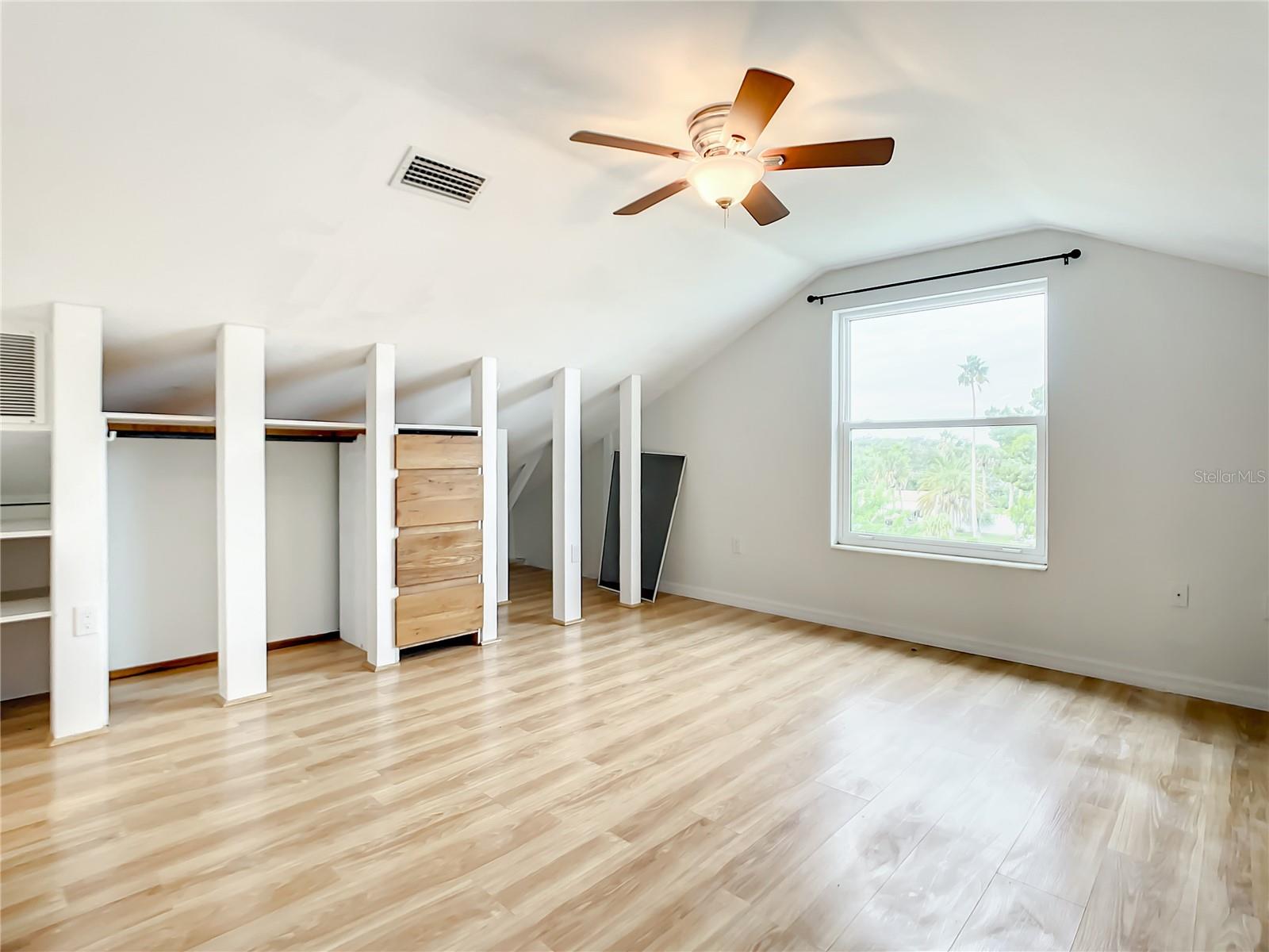 195 Lewis Street Property Photo 22