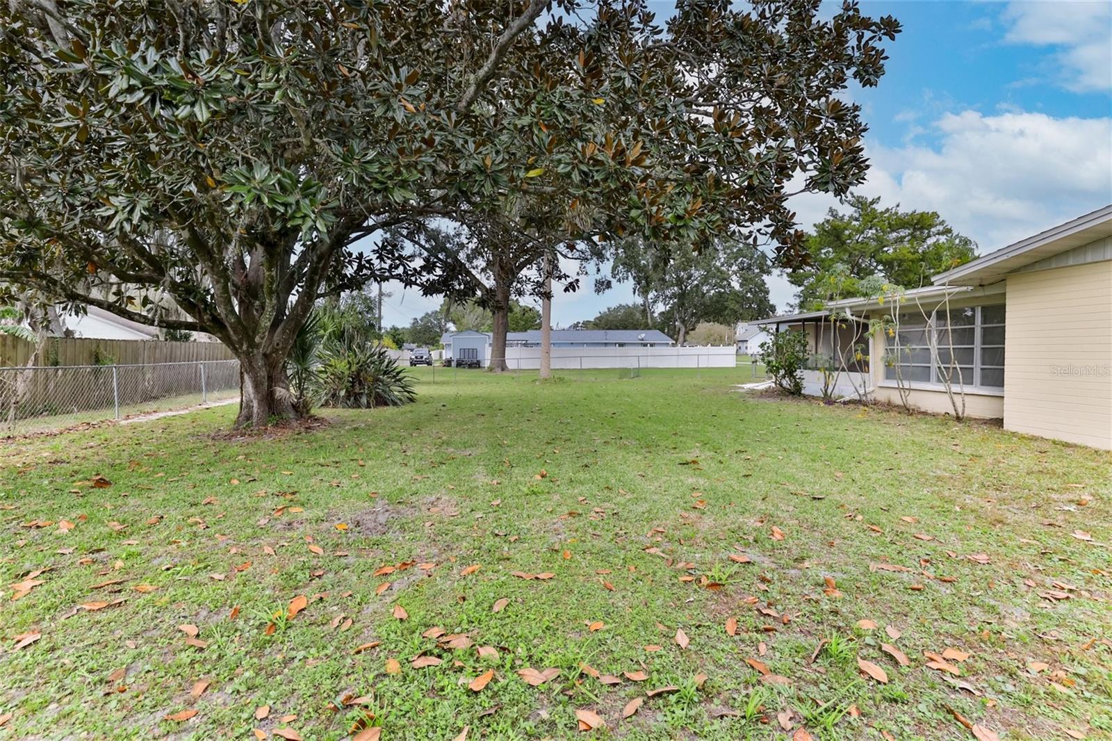 2510 Umbrella Tree Drive Property Photo 5