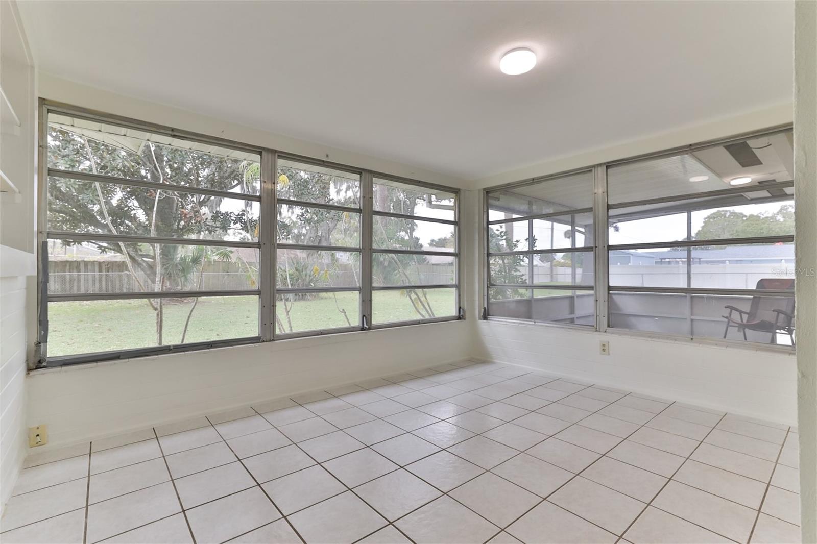 2510 Umbrella Tree Drive Property Photo 28