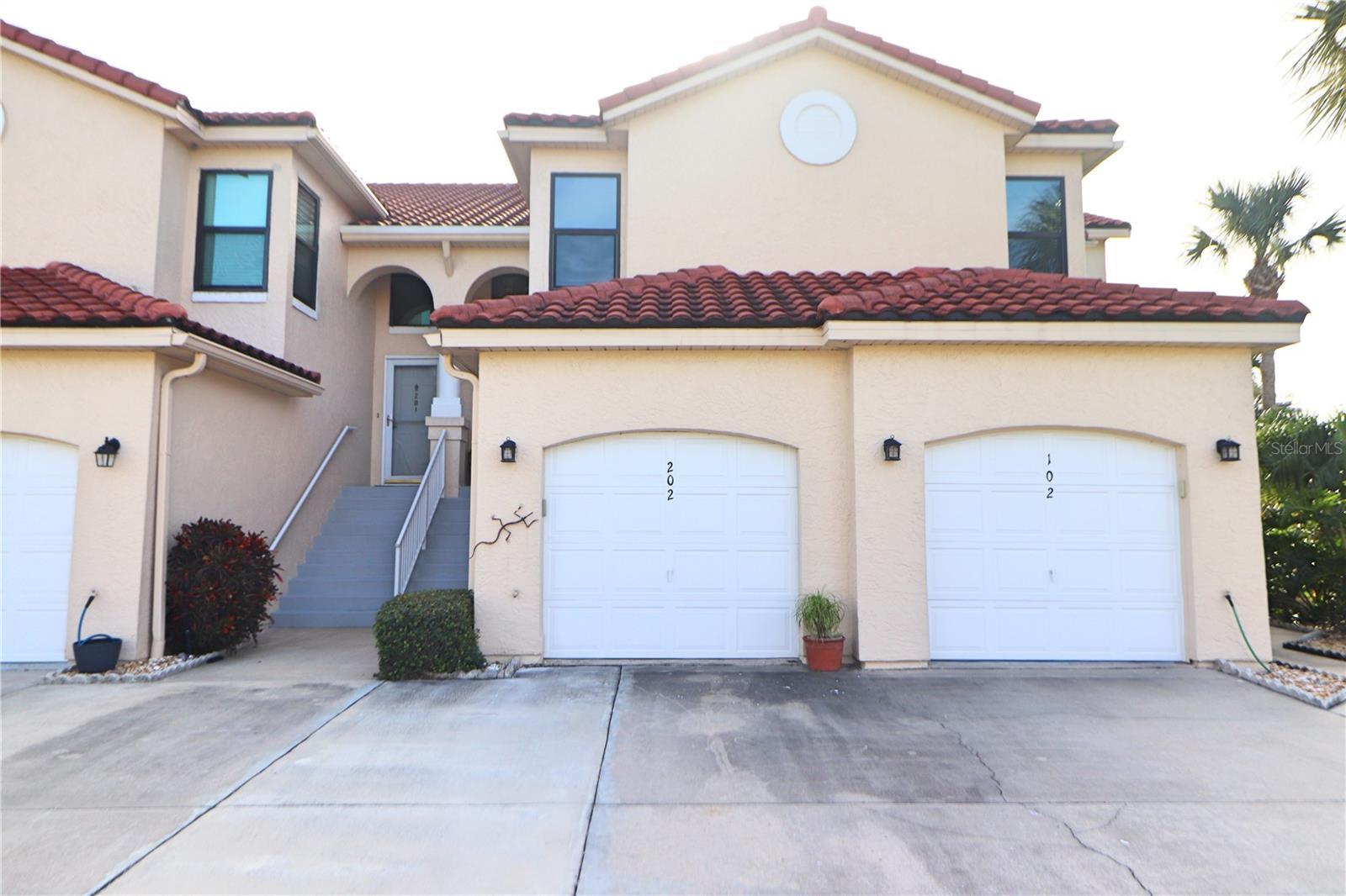 439 Bouchelle Drive #202 Property Photo 2