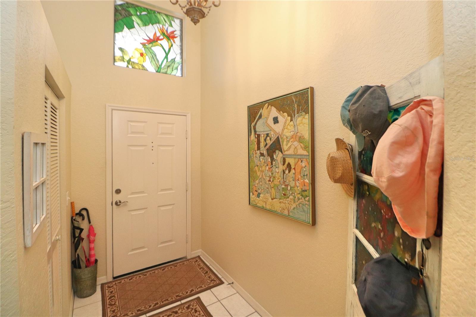 439 Bouchelle Drive #202 Property Photo 9