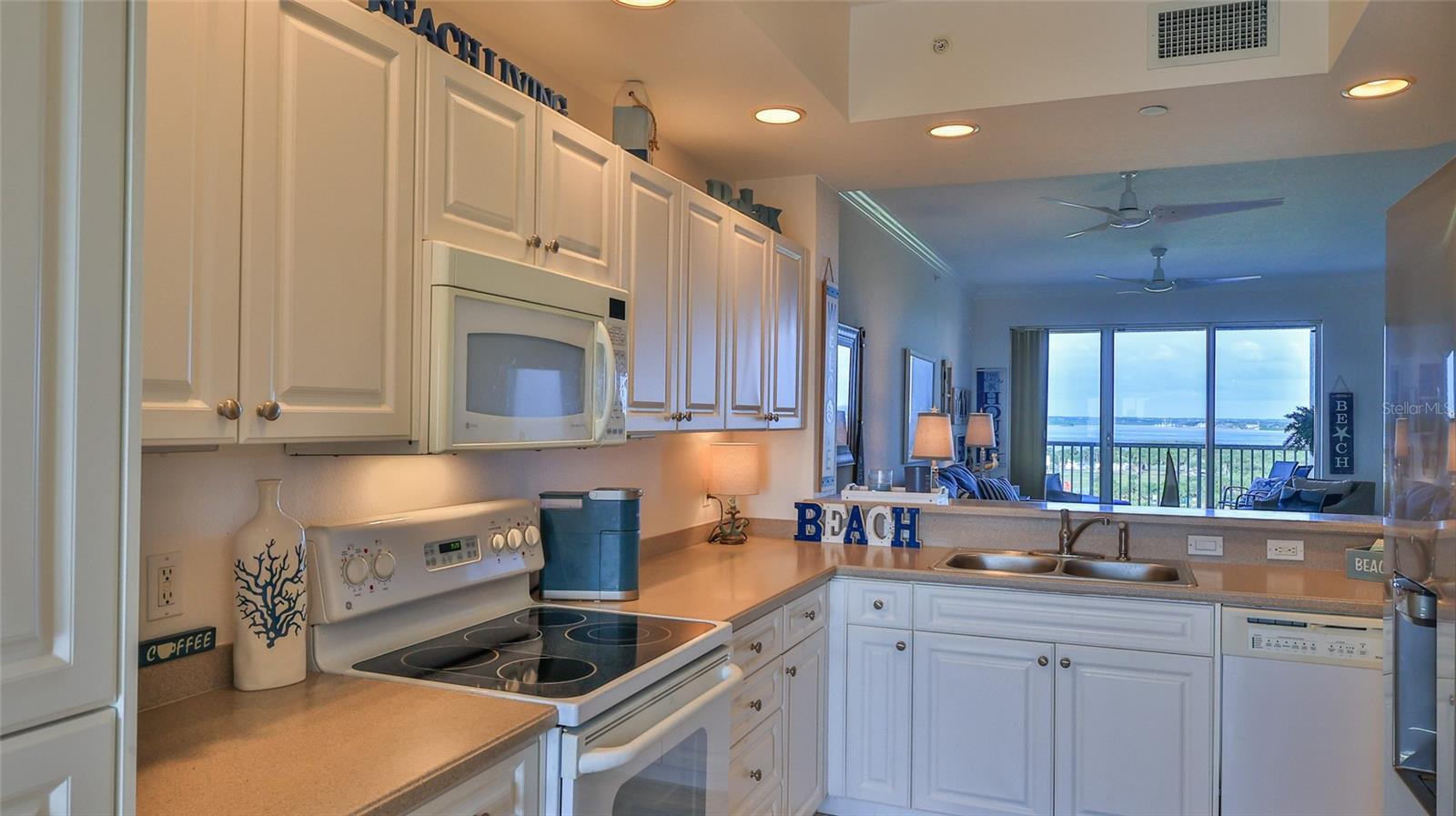 263 Minorca Beach Way #803 Property Photo 9