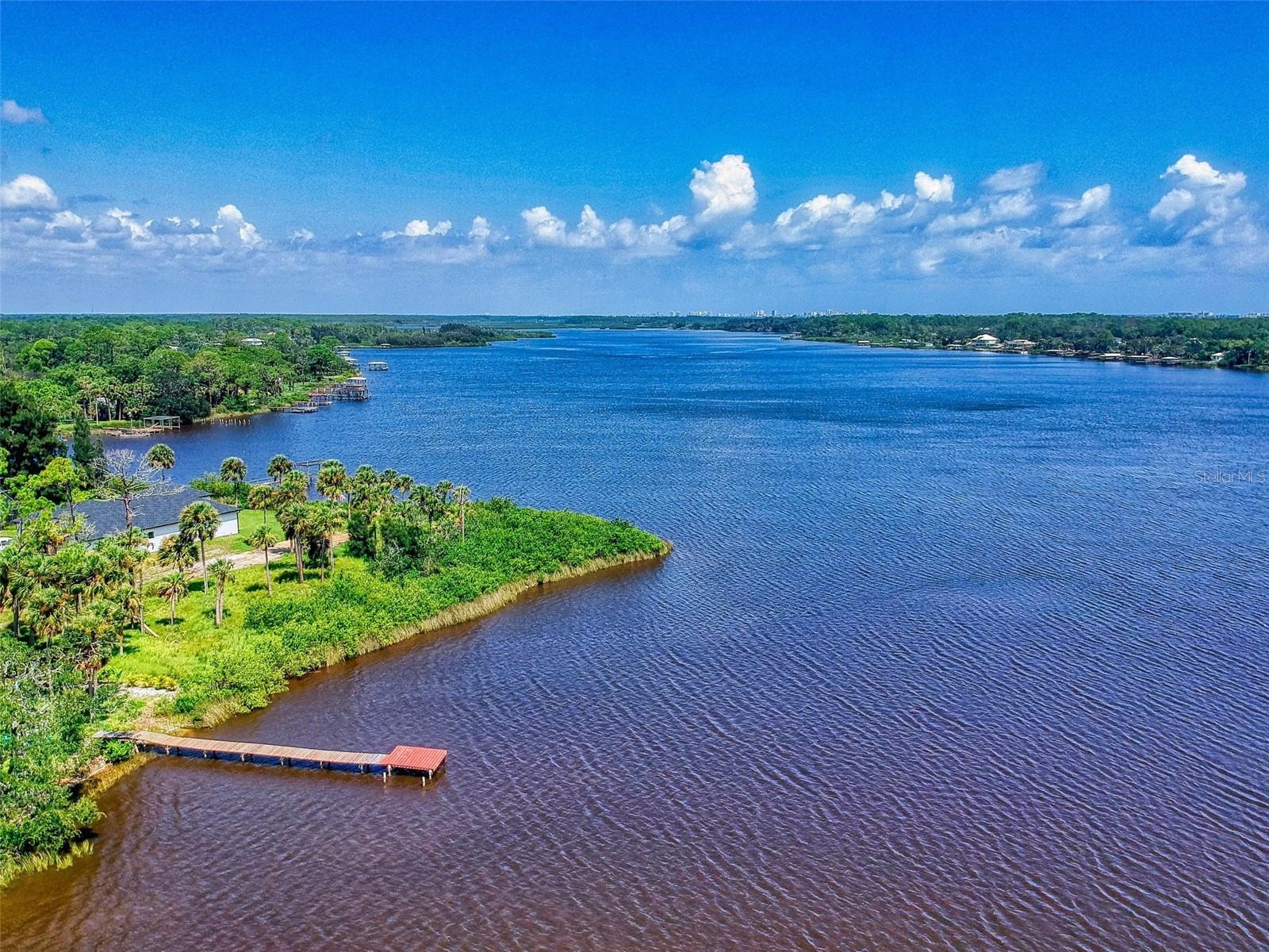 1843 Bayview Drive Property Photo 3