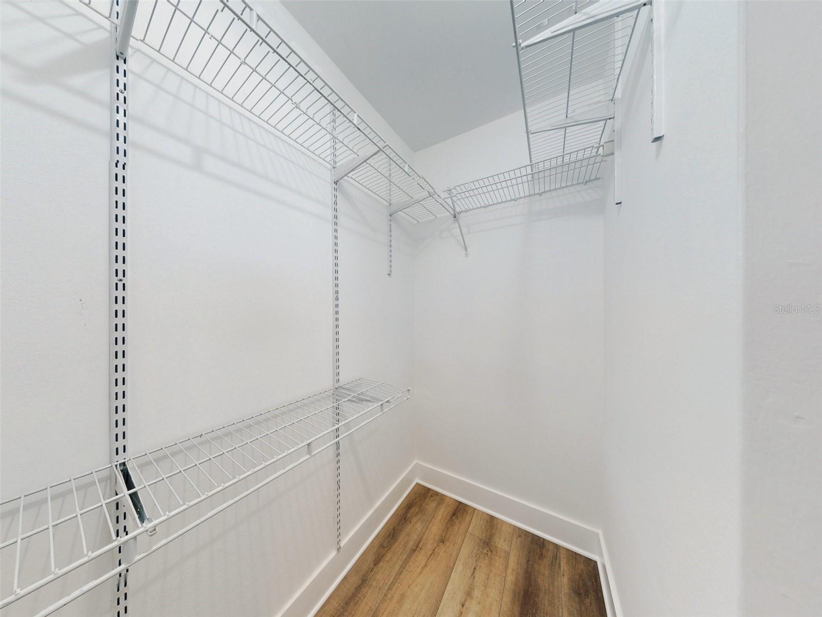 1843 Bayview Drive Property Photo 7