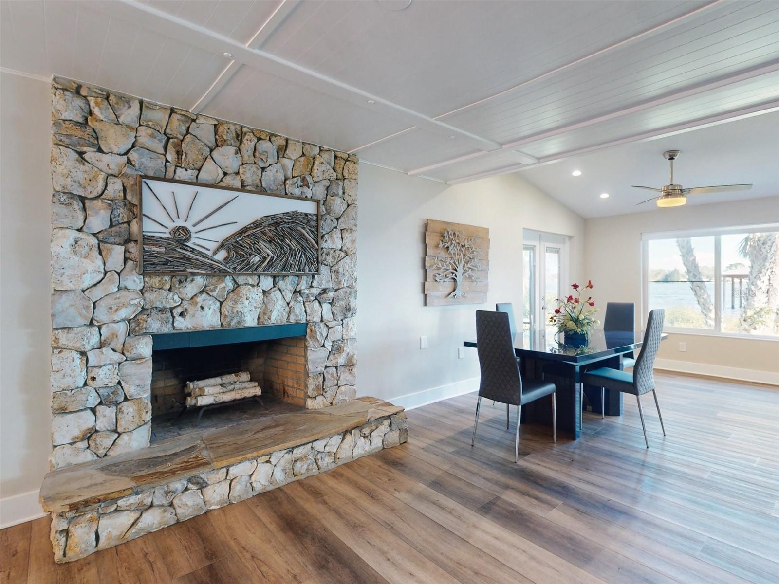 1843 Bayview Drive Property Photo 13