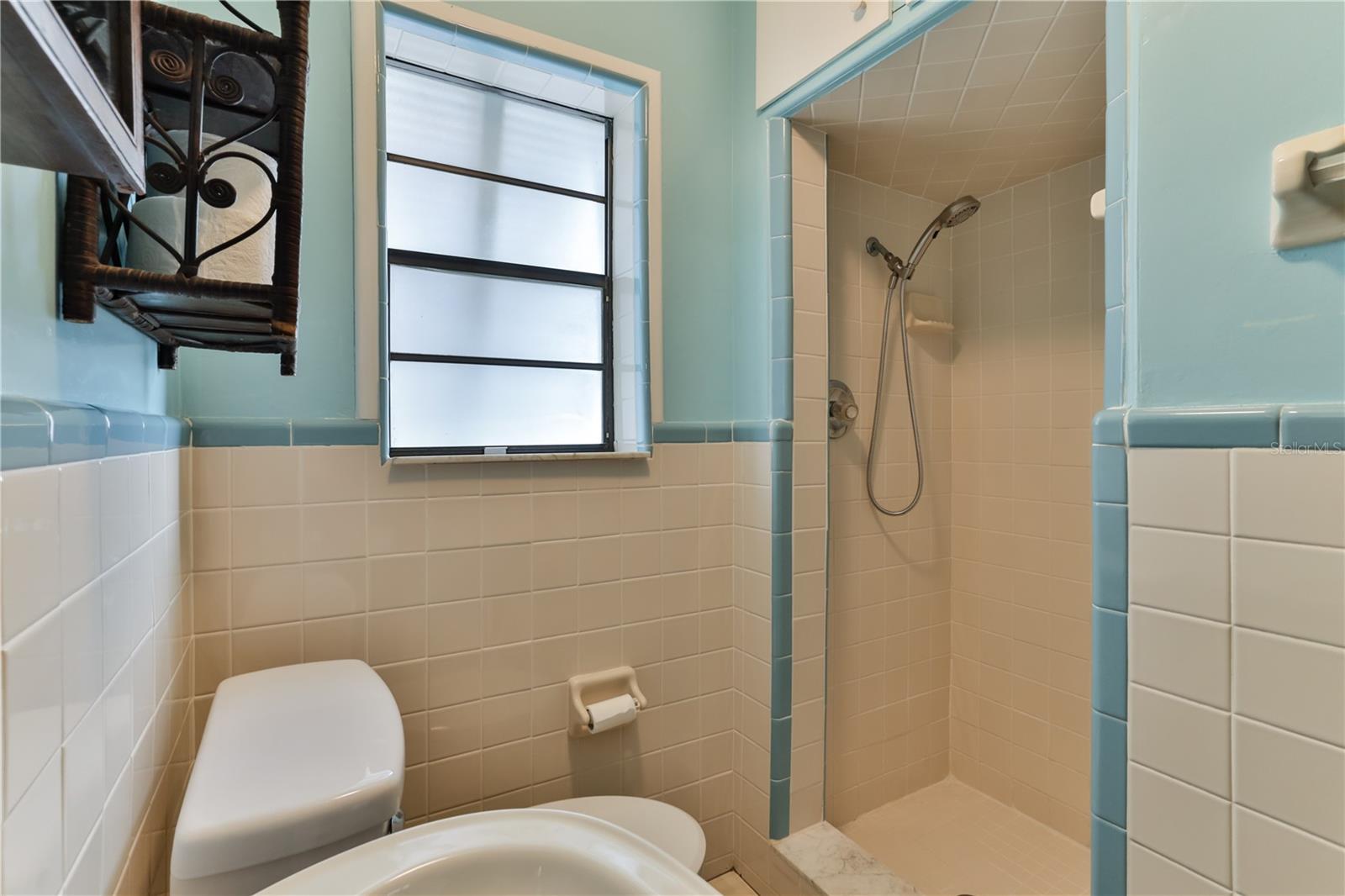314 Due East Street Property Photo 25